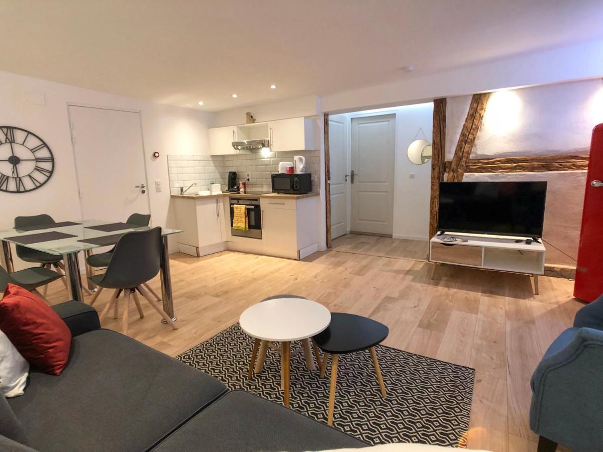 Appartement Beauty & The Beast - Old Town Cosy