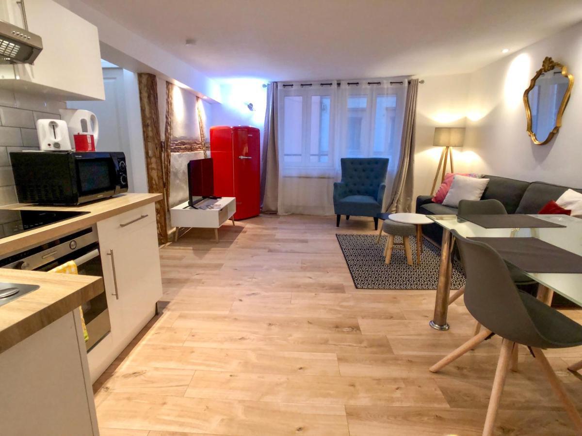 Beauty & The Beast - Old Town Cosy Appartement
